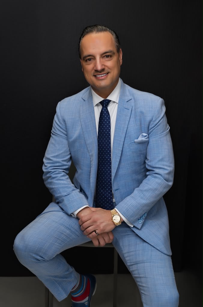 Dr. Raúl Gonzalez